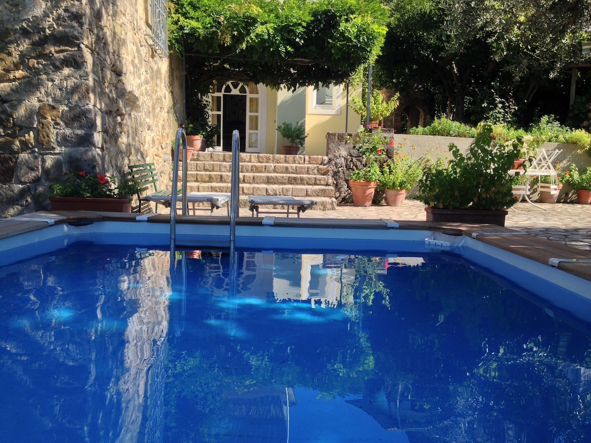 Villa with pool sea view near Sorrento