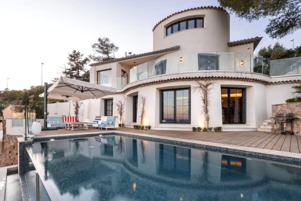 Luxury stay in Saint-Raphael