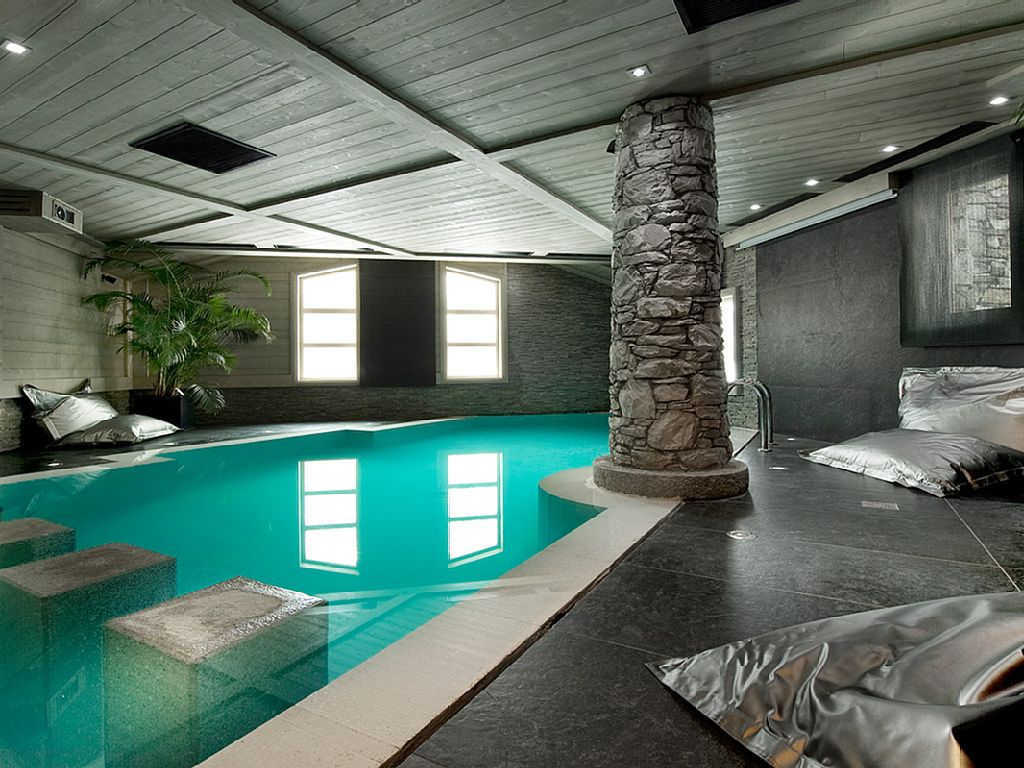 Luxury Chalet With Ski Access In Val-d’Isère