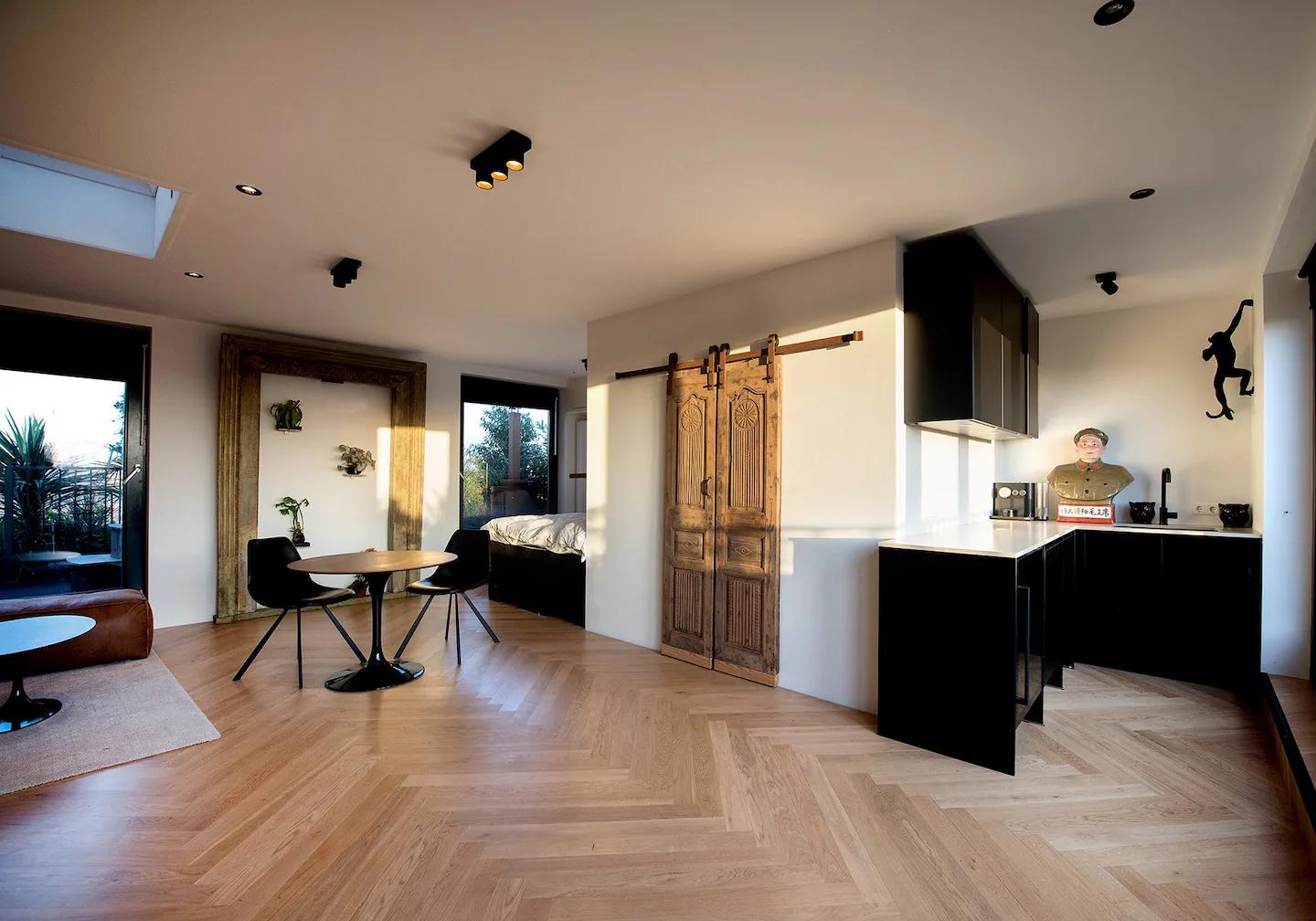 Luxury Apartment with private hot tub