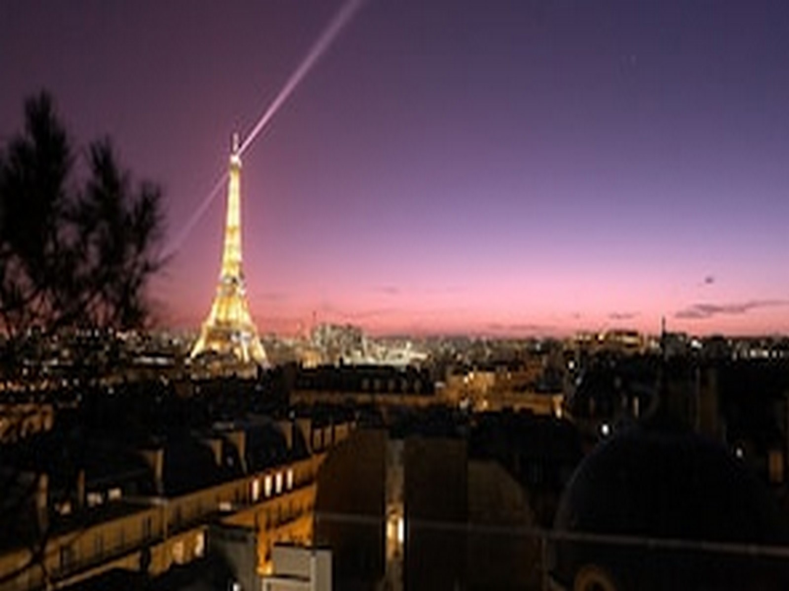 Amazing view to the Eiffel Tower