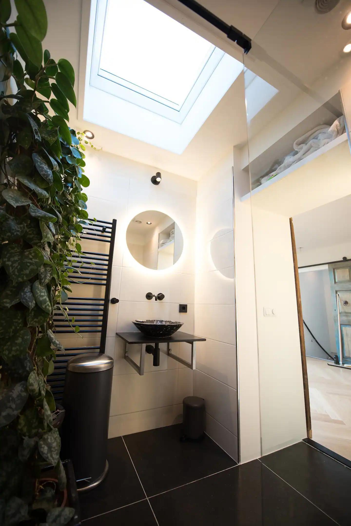 Luxury Apartment with private hot tub