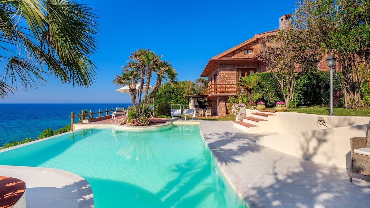 Villa Elena in Punta Tramontana