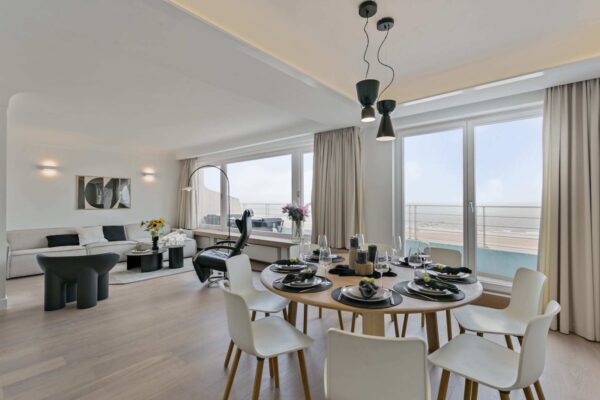 Apartment in Zoute with sea view